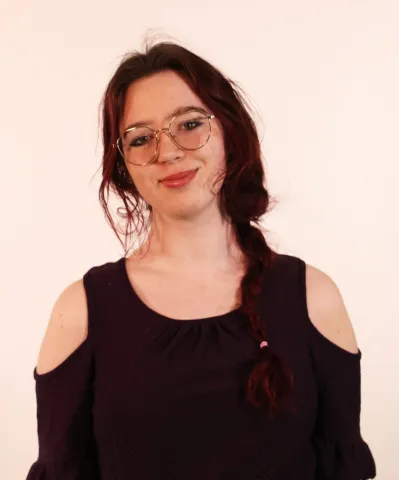Lajla Headshot